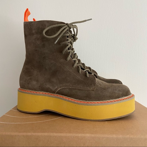 New UO suede utility boots size 8 - Picture 7 of 10